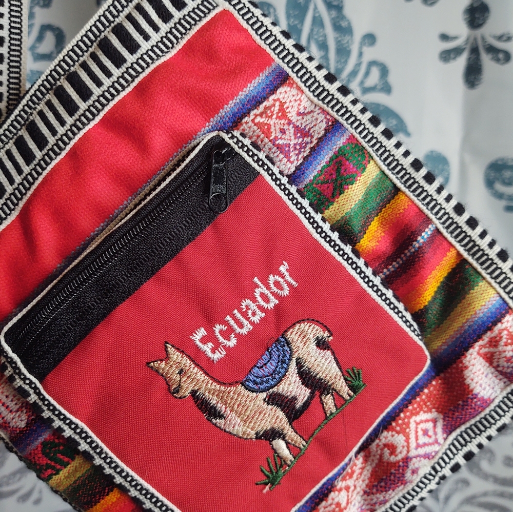 Cross body embroidered bag Equator Llama